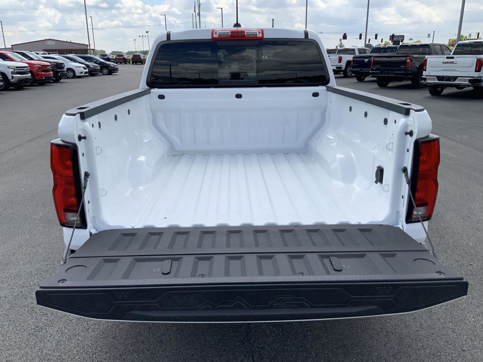 New 2026 Chevrolet Colorado LT w/ LT Convenience Package RWD image 11
