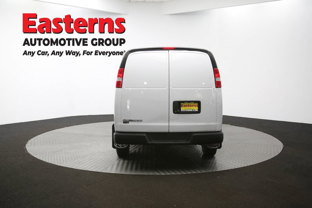 Used 2021 Chevrolet Express 2500 w/ Driver Convenience Package RWD image 33