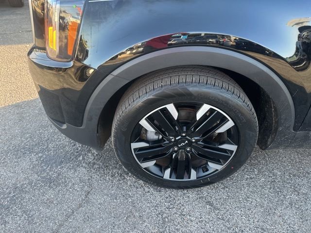 Used 2024 Kia Telluride SX Prestige w/ Towing Package image 10