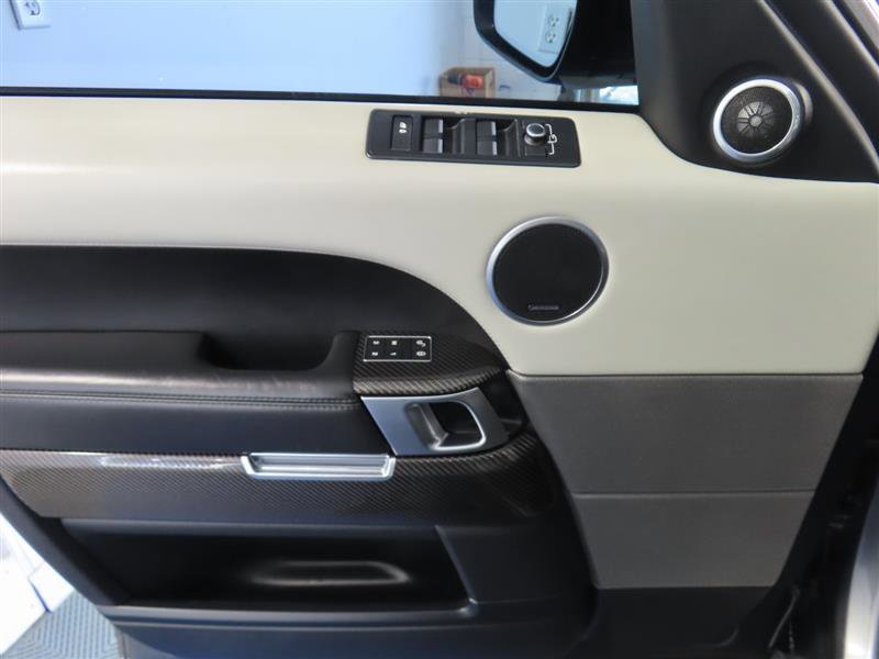 Used 2017 Land Rover Range Rover Sport SVR image 15