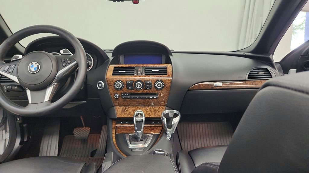 Used 2010 BMW 650i Convertible RWD image 44