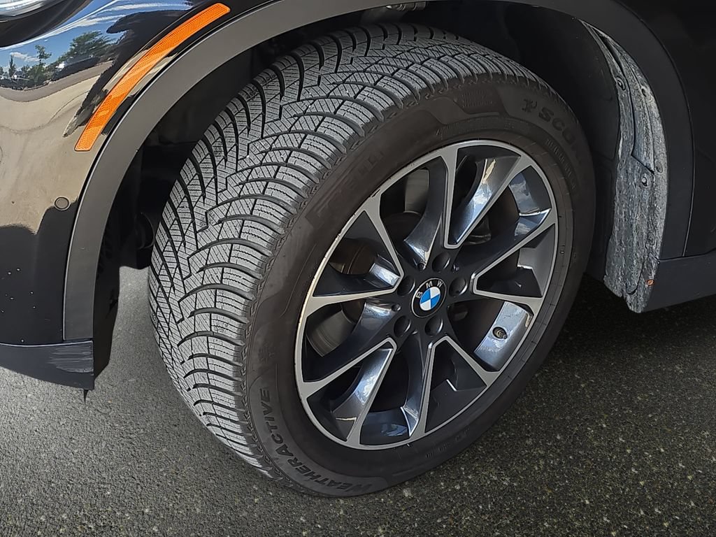 Used 2018 BMW X5 xDrive40e AWD/4WD image 35