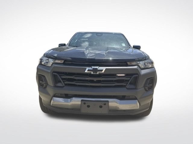 Used 2024 Chevrolet Colorado Trail Boss w/ LPO, Dark Essentials Package AWD/4WD image 3
