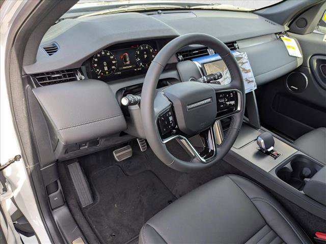 New 2026 Land Rover Discovery Sport Landmark image 3