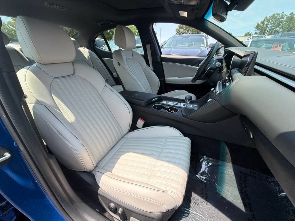 Used 2024 Genesis G70 3.3T Advanced AWD/4WD image 9