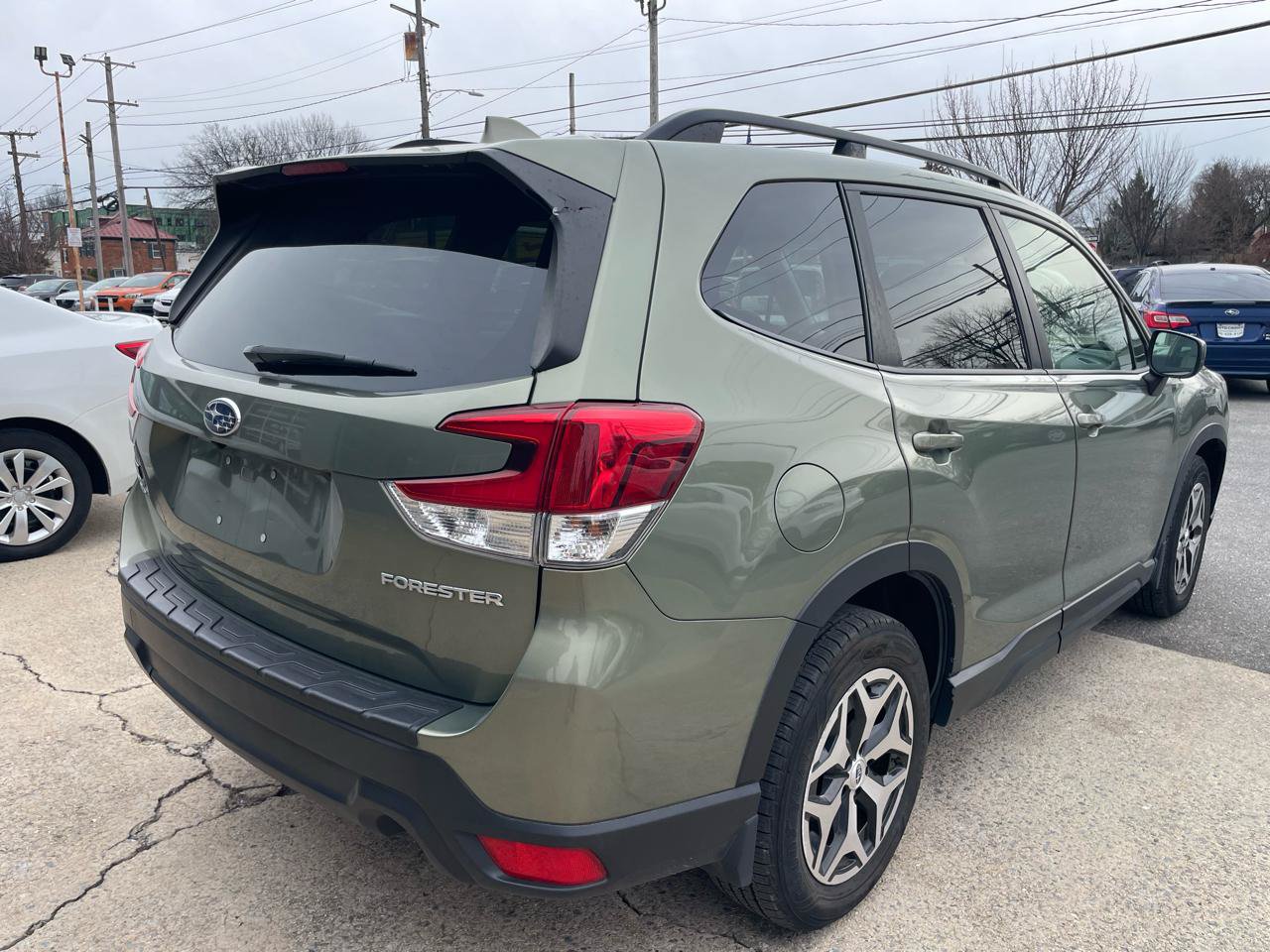 Used 2020 Subaru Forester Premium AWD/4WD image 14