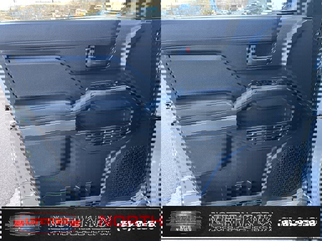 Used 2025 Toyota 4Runner SR5 image 5