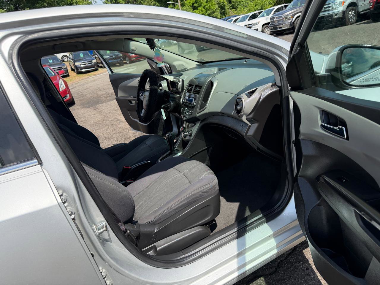 Used 2013 Chevrolet Sonic LT FWD image 14