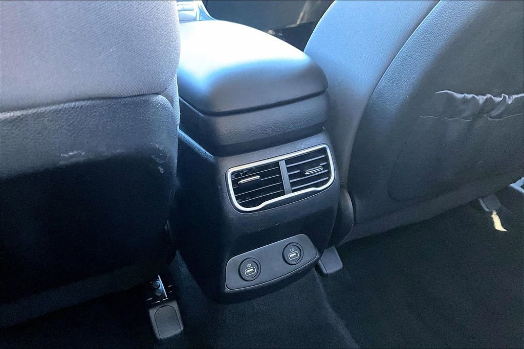 Used 2023 Hyundai Santa Fe SEL image 33