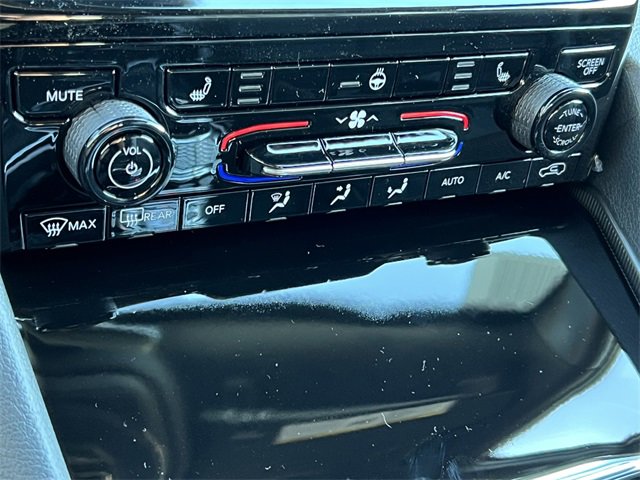 New 2025 Jeep Grand Cherokee Altitude image 24