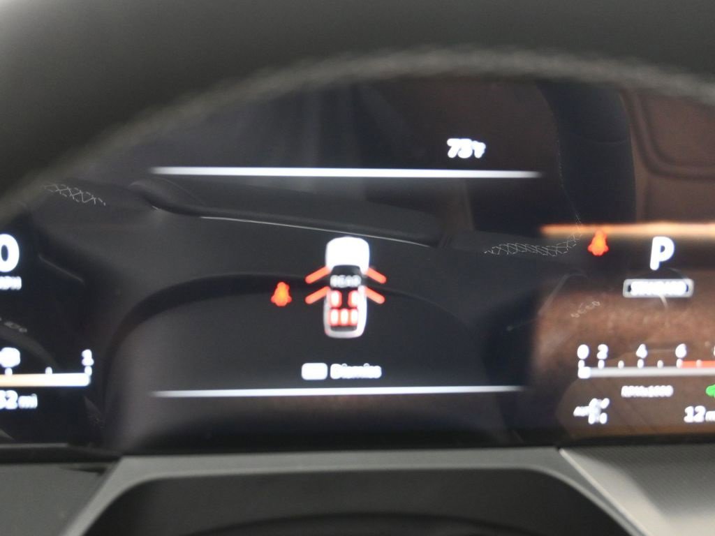 New 2026 INFINITI QX80 Luxe image 8