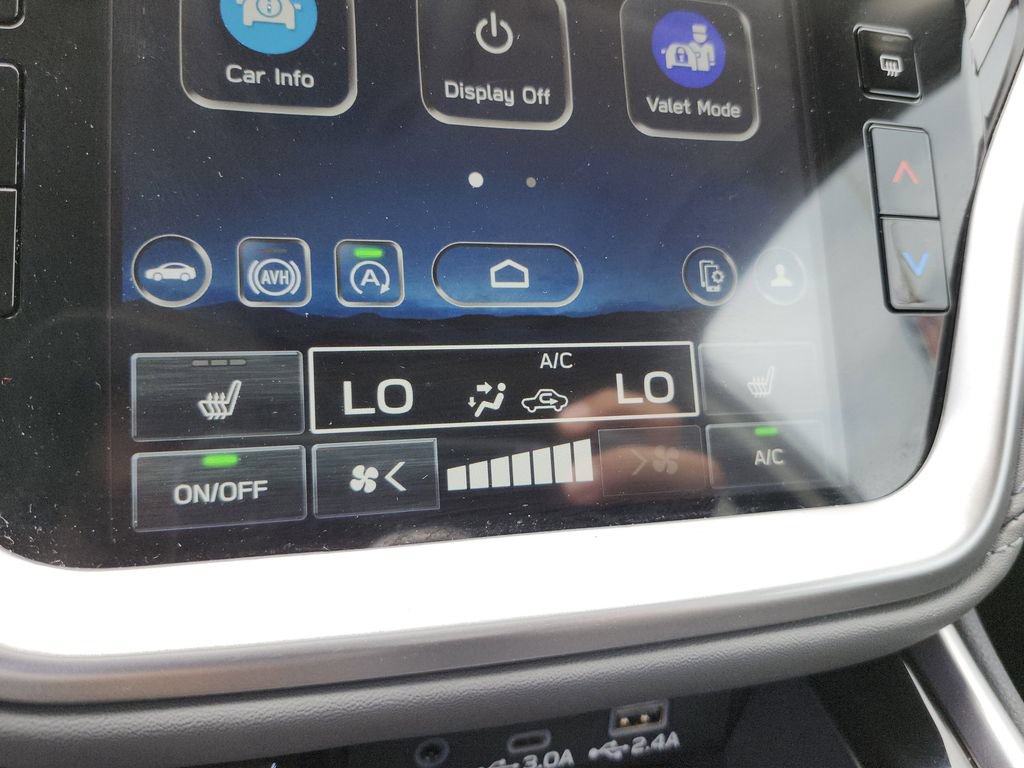 Used 2025 Subaru Outback Onyx Edition AWD/4WD image 22