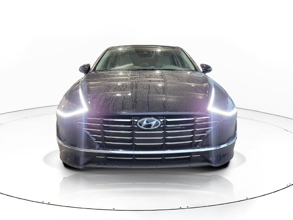 Used 2023 Hyundai Sonata SE FWD image 2
