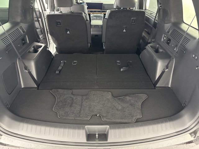 Used 2025 Hyundai Santa Fe Calligraphy FWD image 34