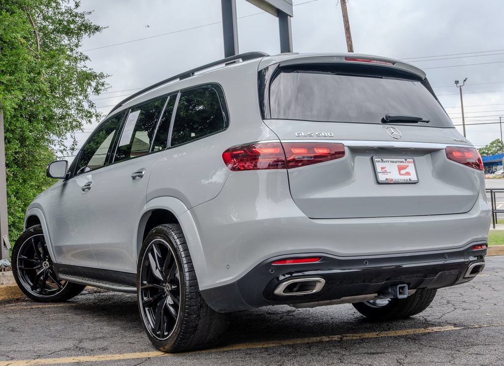 Used 2024 Mercedes-Benz GLS 580 4MATIC image 26