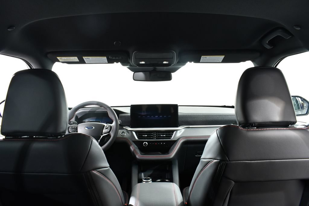 New 2026 Ford Explorer ST-Line w/ ST-Line Street Pack AWD/4WD image 17