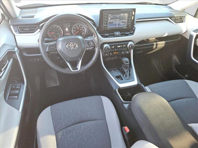 Used 2022 Toyota RAV4 XLE image 17