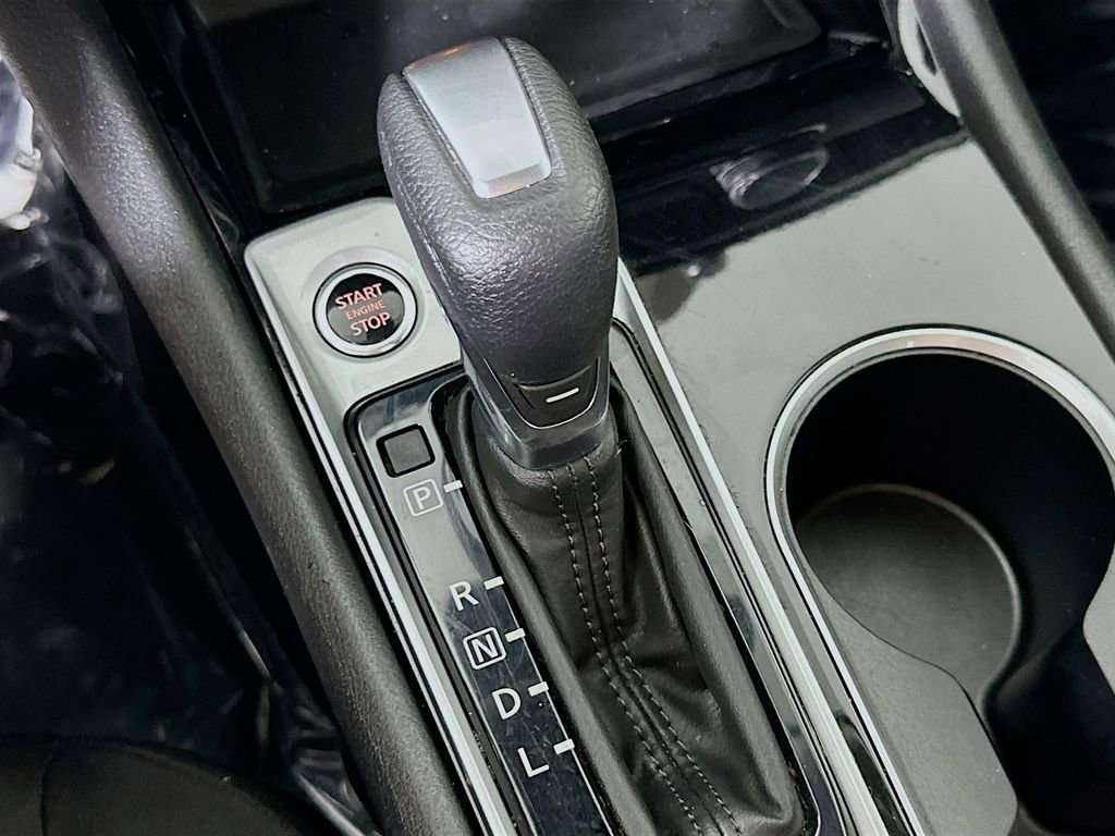 Used 2024 Nissan Altima 2.5 SV FWD image 31