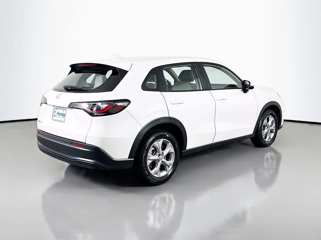 Certified 2024 Honda HR-V LX image 7