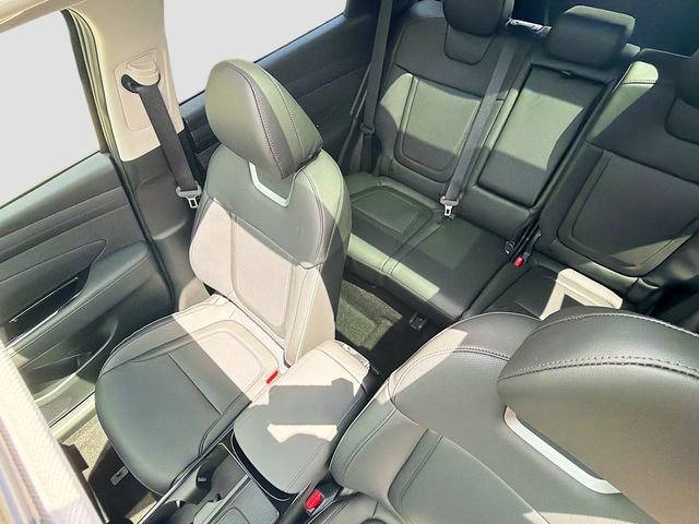 New 2026 Hyundai Tucson Limited image 23