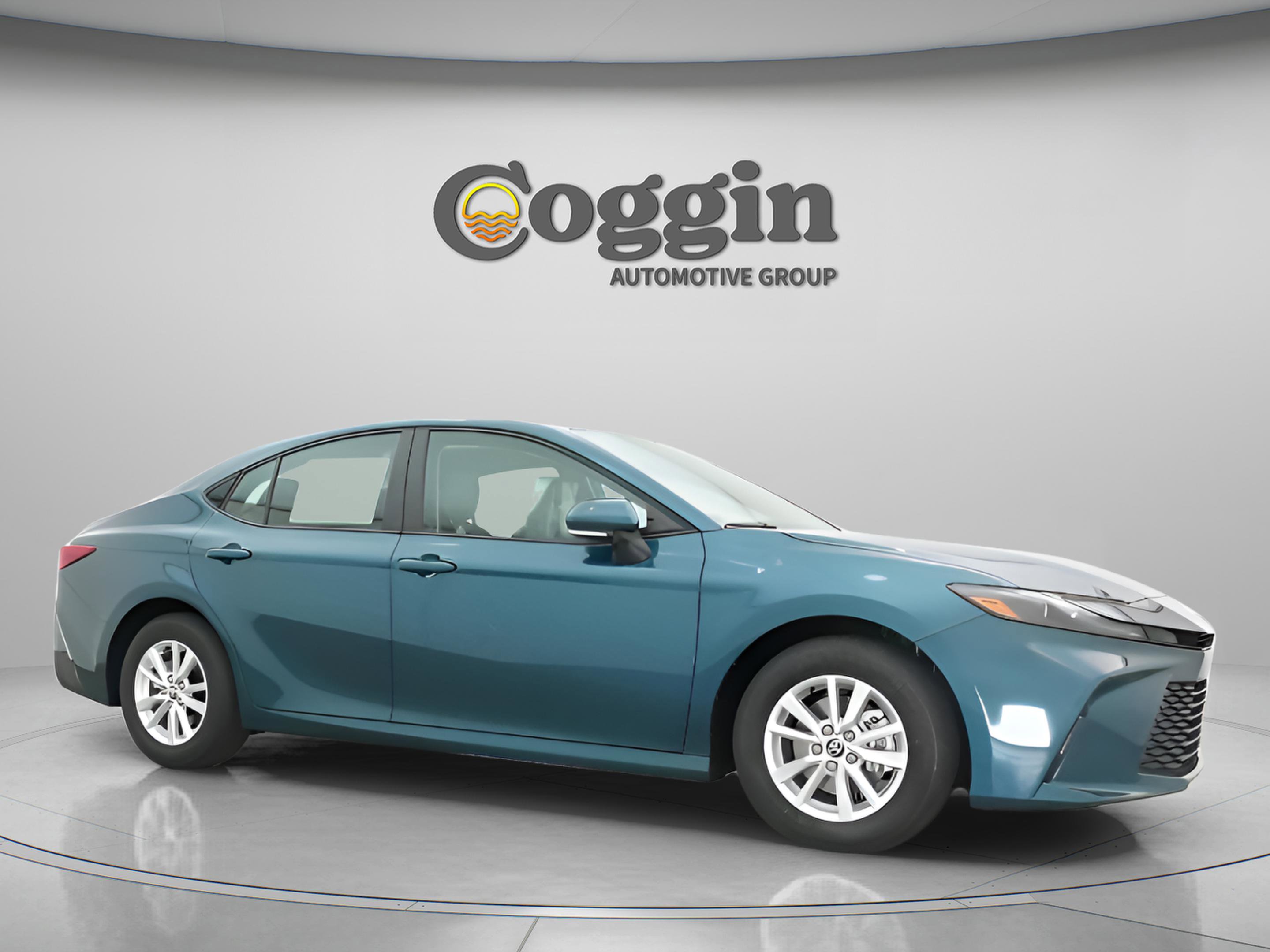 Used 2026 Toyota Camry LE w/ Convenience Package FWD image 24