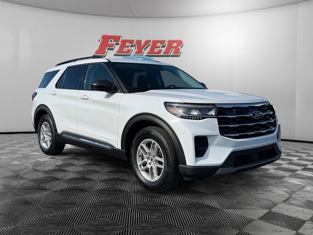 Certified 2025 Ford Explorer Active image 7