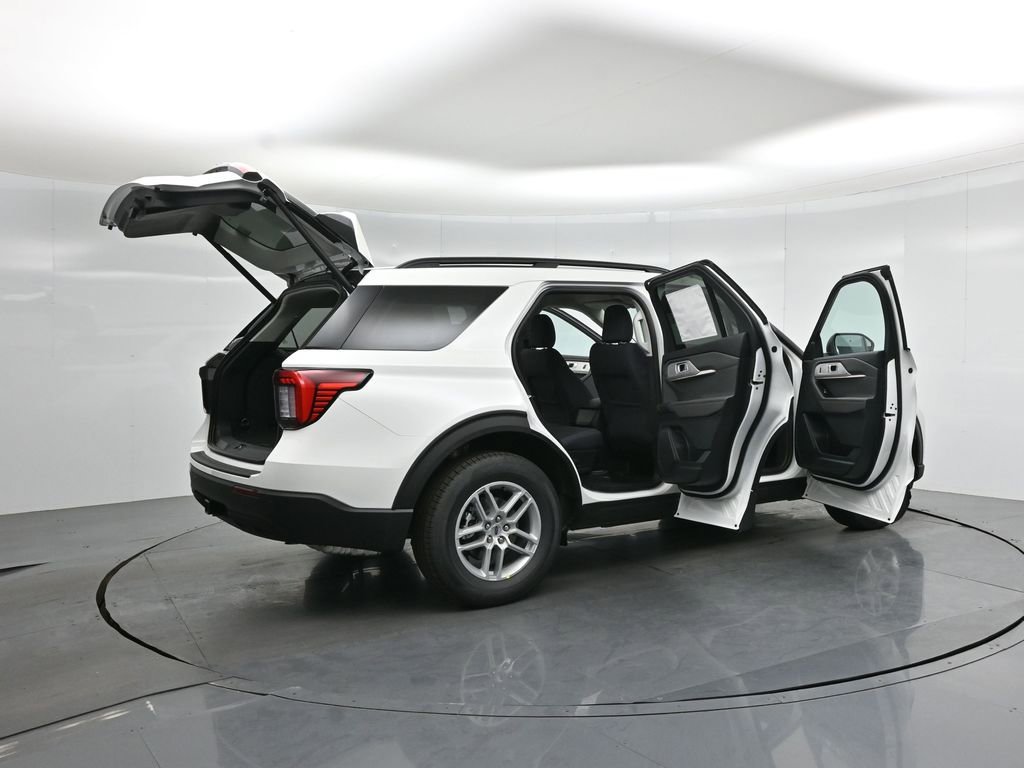 New 2026 Ford Explorer Active AWD/4WD image 5