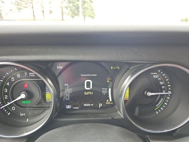 Used 2023 Jeep Wrangler Sahara w/ Cold Weather Group image 25