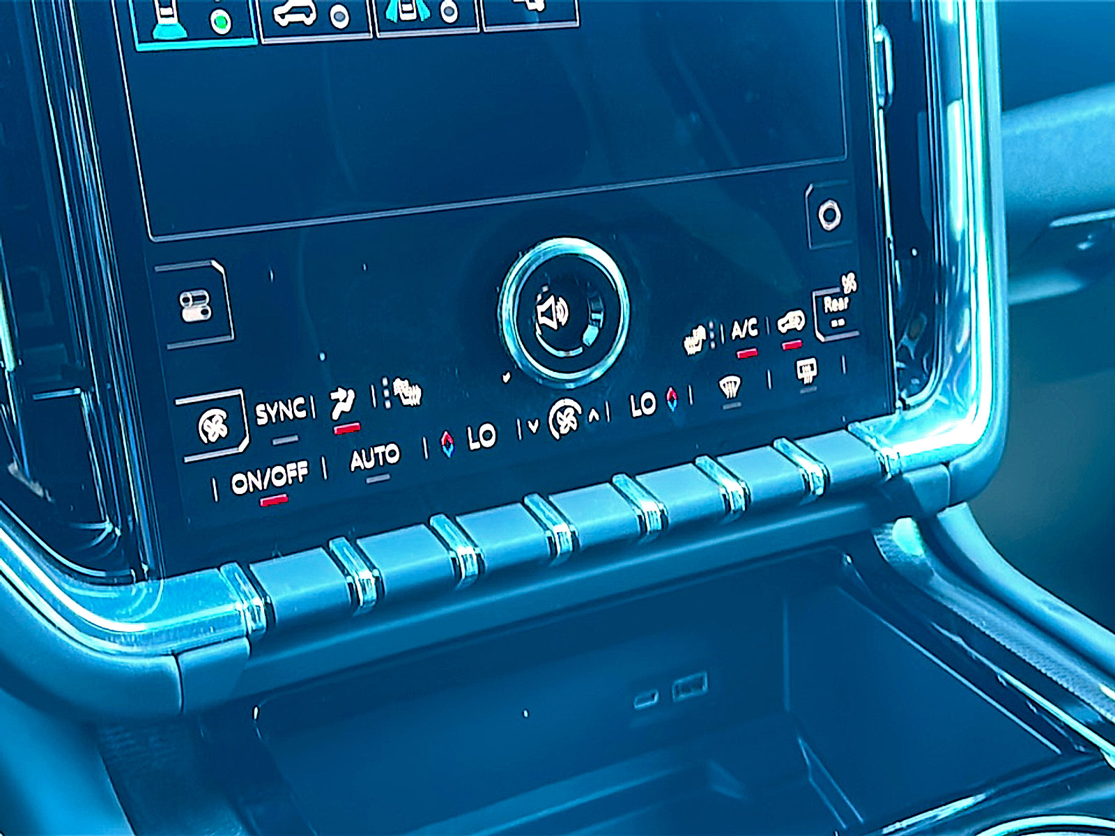 Used 2025 GMC Yukon XL Elevation image 35