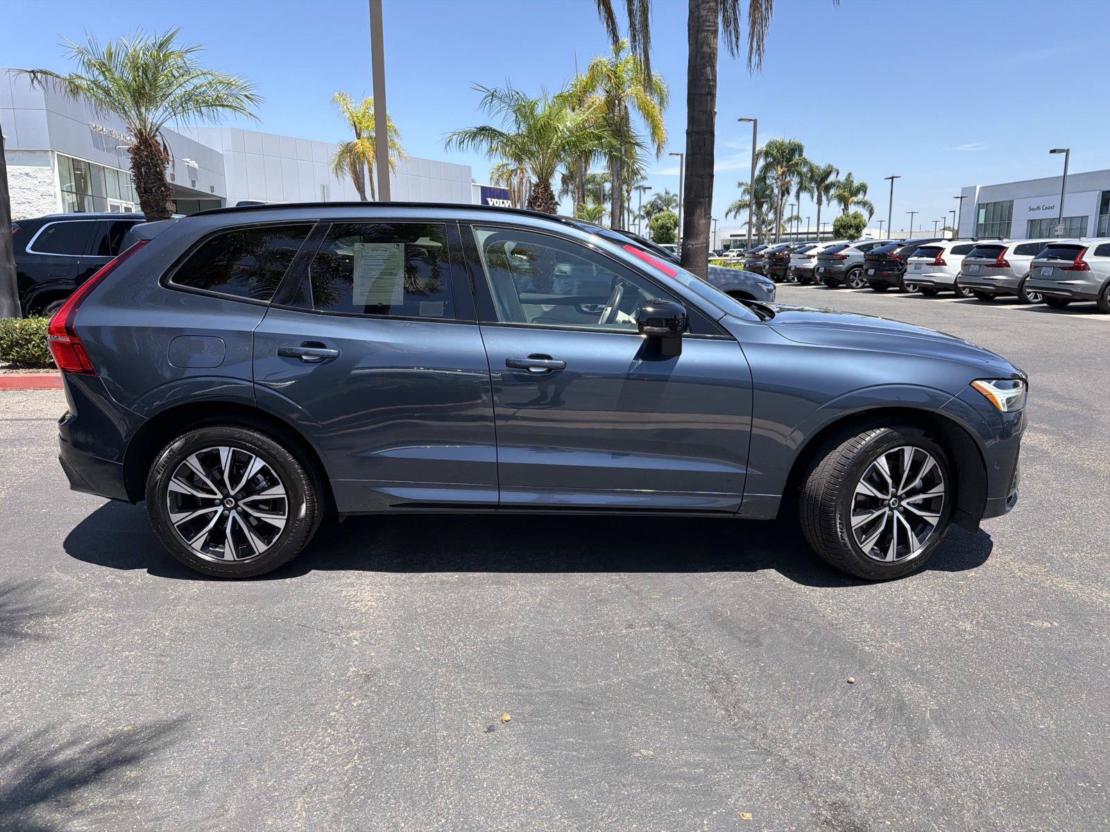 Certified 2024 Volvo XC60 B5 Plus AWD/4WD image 4