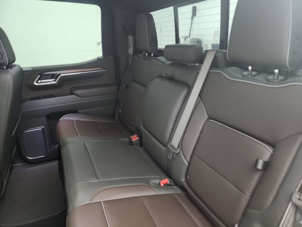 Used 2025 GMC Sierra 1500 Denali AWD/4WD image 22