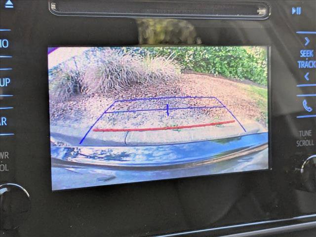 Used 2018 Toyota Corolla SE image 9