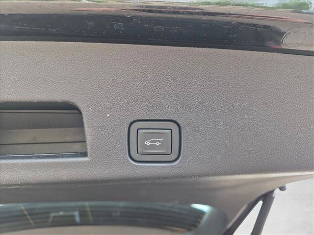 Used 2026 GMC Acadia Denali w/ Super Cruise Package FWD image 7