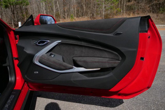 Used 2022 Chevrolet Camaro ZL1 image 40
