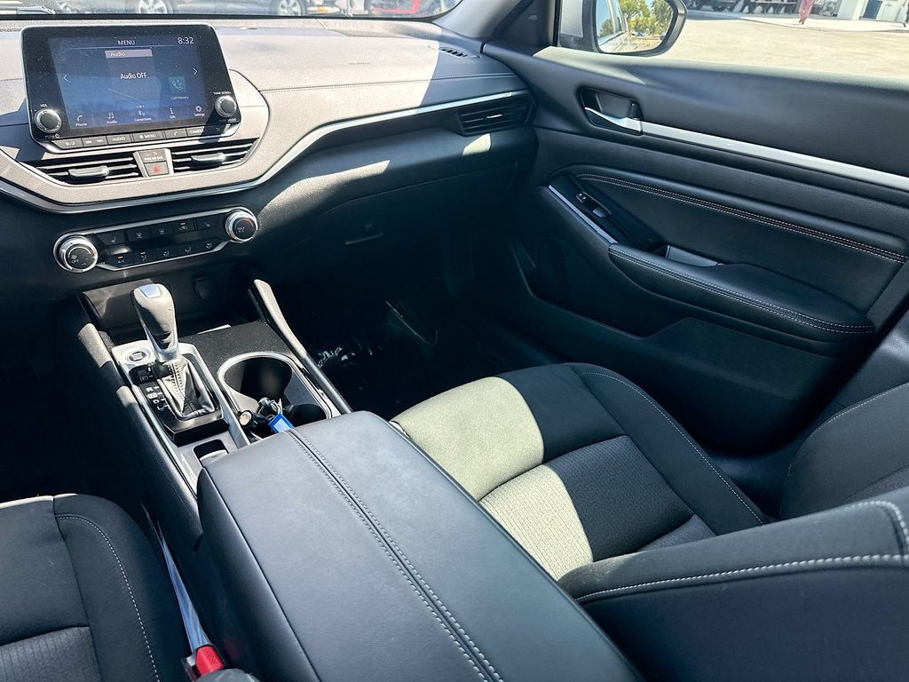 Used 2021 Nissan Altima 2.5 SV w/ SV Premium Package FWD image 23