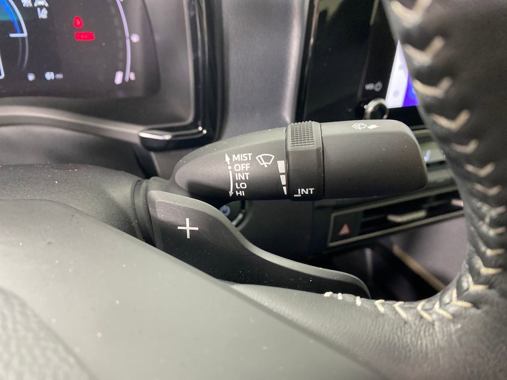 Certified 2025 Toyota Camry SE w/ Convenience Package image 17