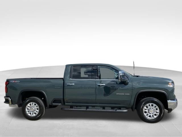 New 2026 Chevrolet Silverado 2500 LTZ w/ LTZ Convenience Package AWD/4WD image 4