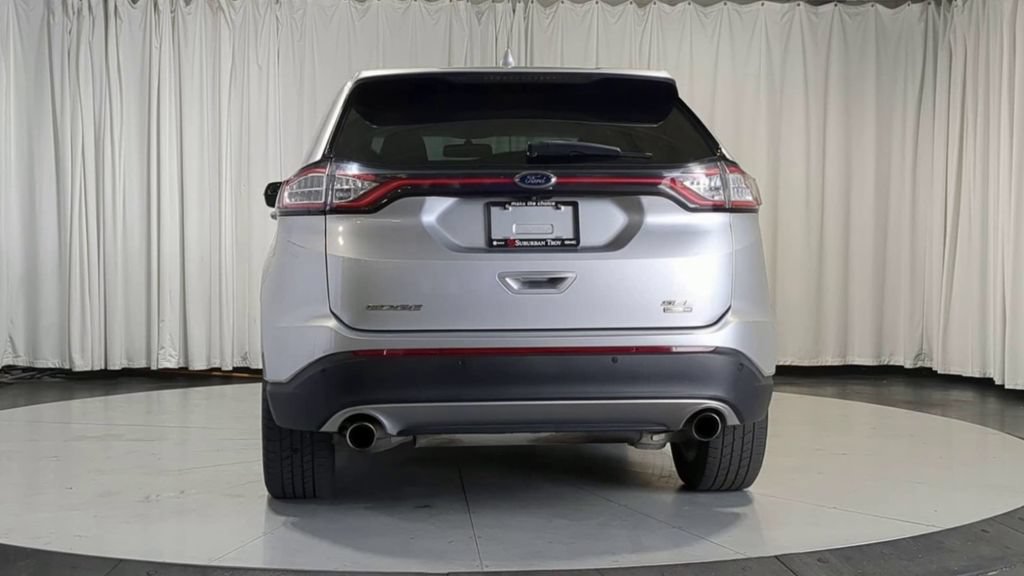 Used 2018 Ford Edge SEL w/ Equipment Group 201A AWD/4WD image 9