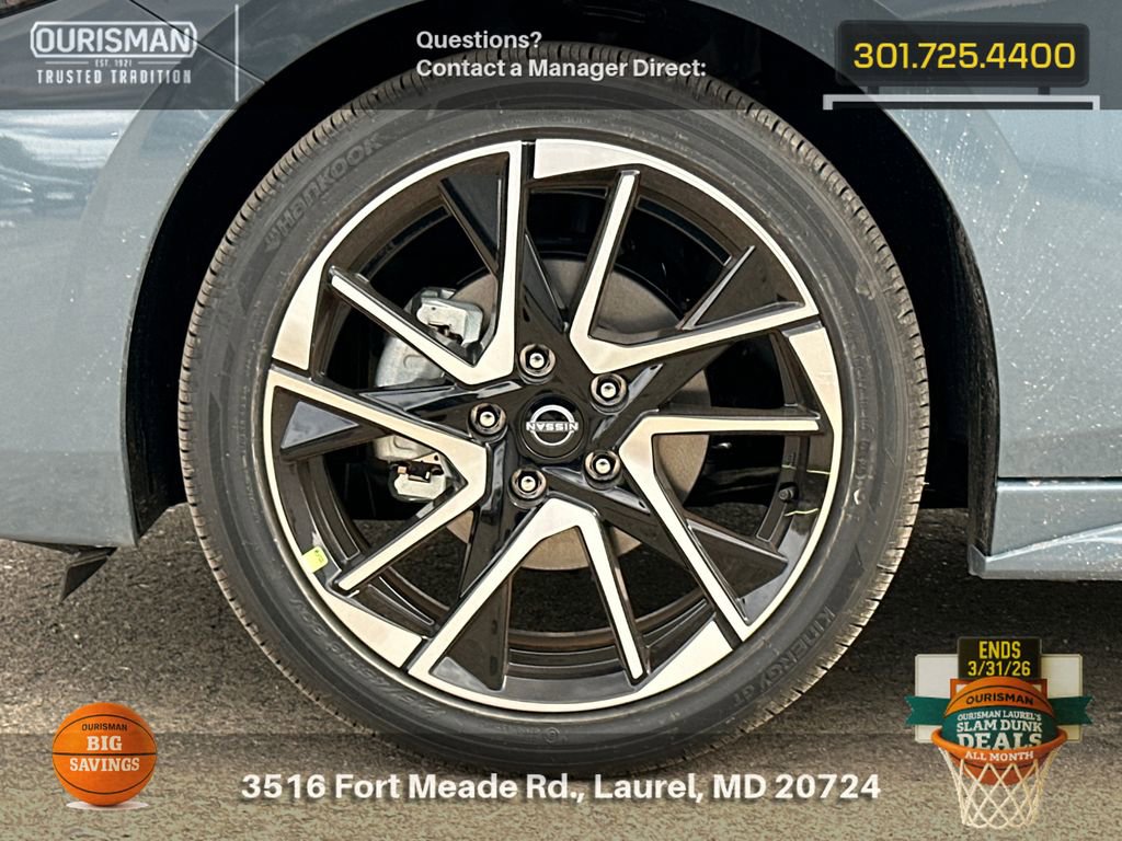 New 2025 Nissan Sentra SR w/ SR Premium Package image 5