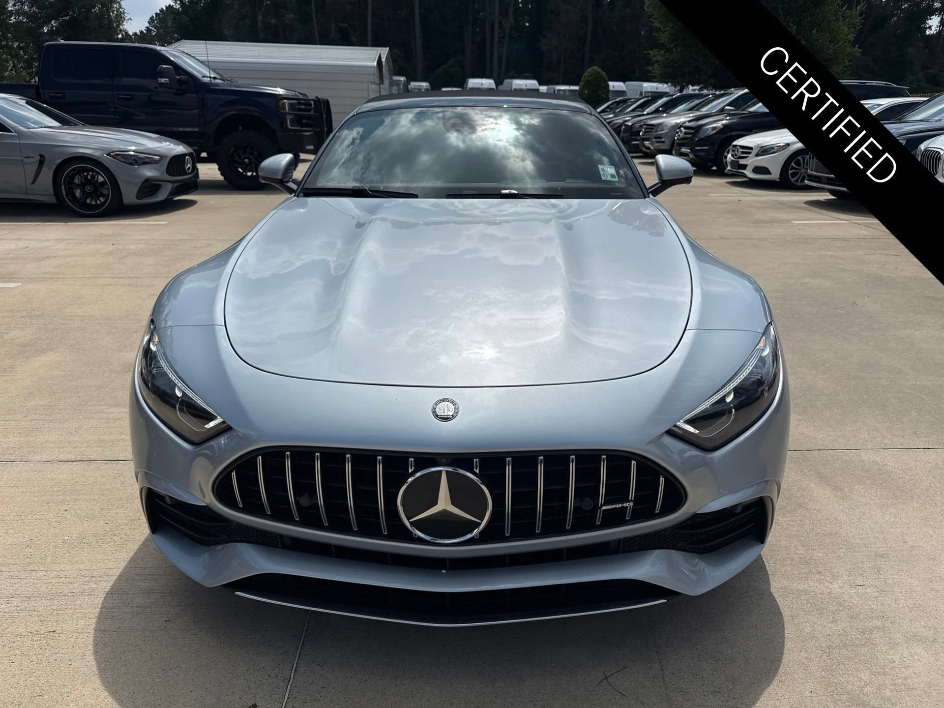 Used 2023 Mercedes-Benz SL 43 AMG image 2