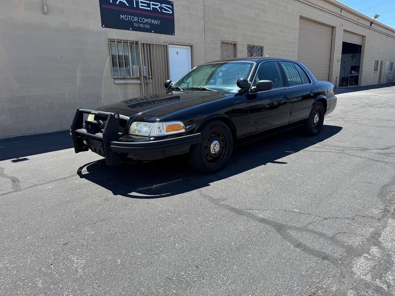 Used 2011 Ford Crown Victoria Police Interceptor w/ Radio Suppression Pkg RWD image 4