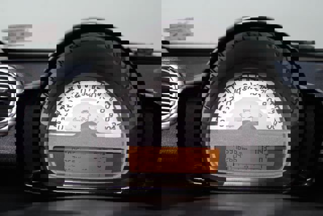 Used 2015 smart fortwo pure image 15