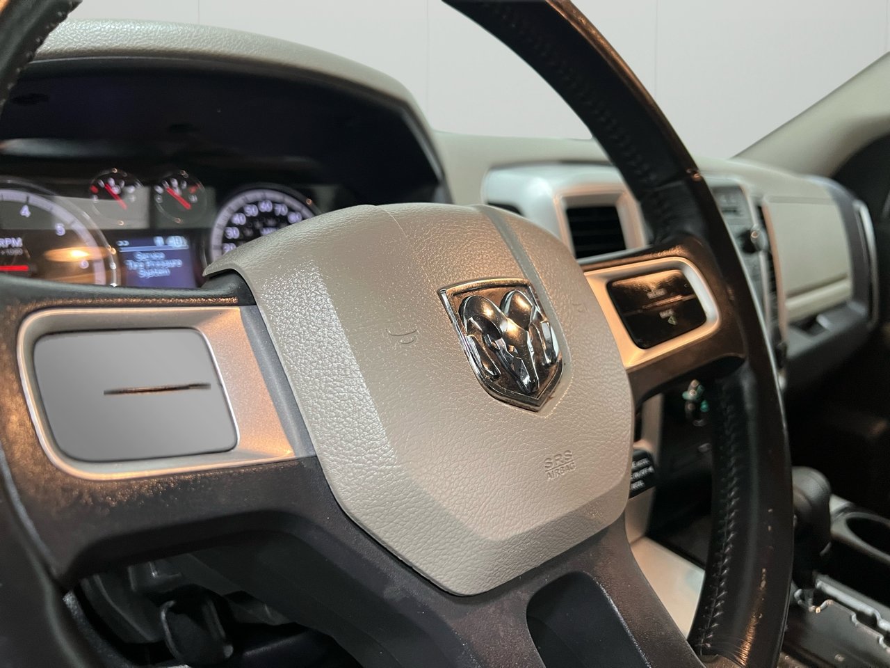 Used 2011 RAM 1500 Big Horn image 35