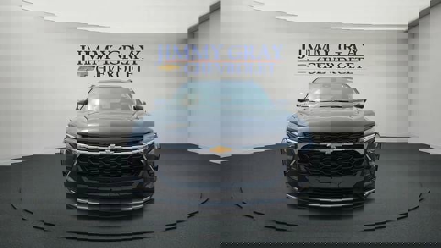 New 2026 Chevrolet Trax LT w/ Driver Confidence Package image 8