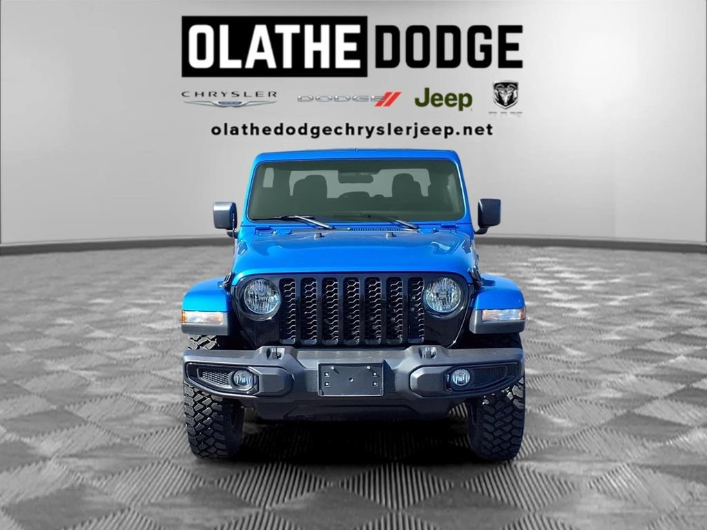 Used 2022 Jeep Gladiator Willys AWD/4WD image 30