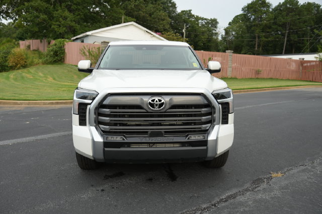 Used 2024 Toyota Tundra Limited AWD/4WD image 2