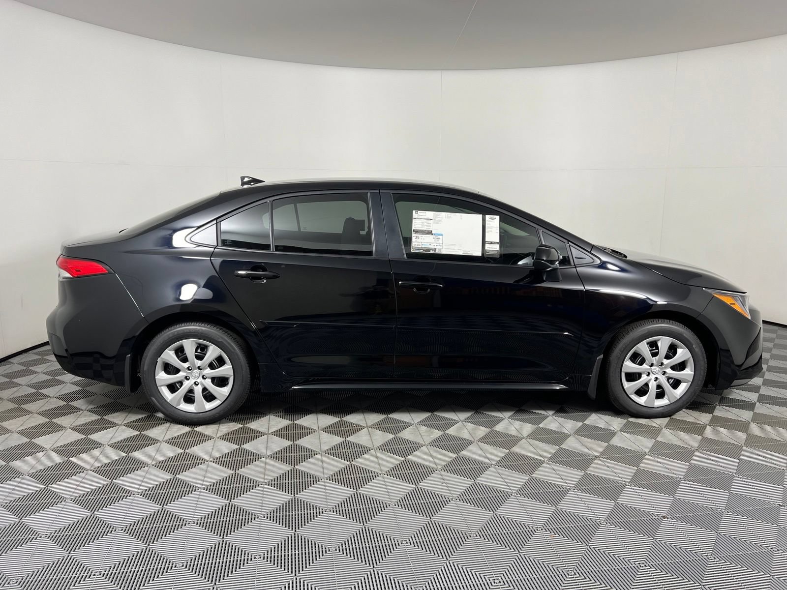 New 2026 Toyota Corolla LE FWD image 4