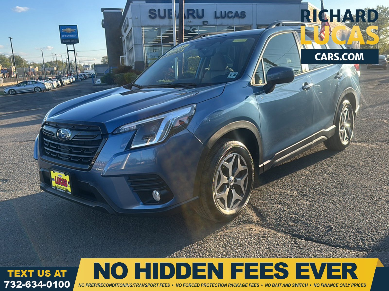 Used 2023 Subaru Forester Premium AWD/4WD image 1