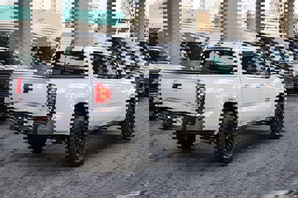 Used 2022 Toyota Tacoma SR5 image 6