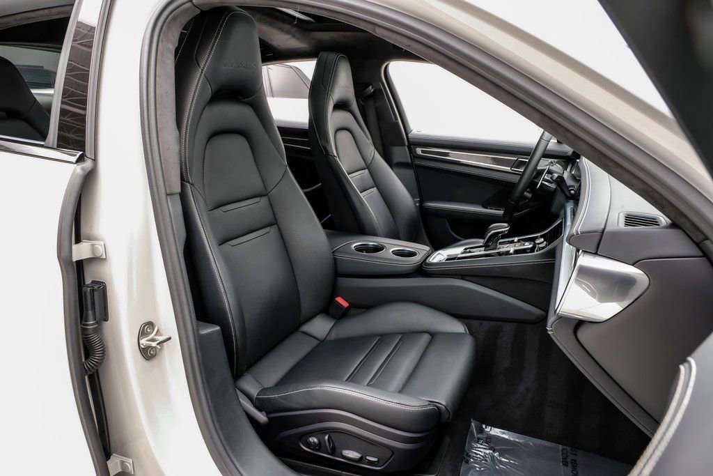 Used 2023 Porsche Panamera Turbo S AWD/4WD image 33